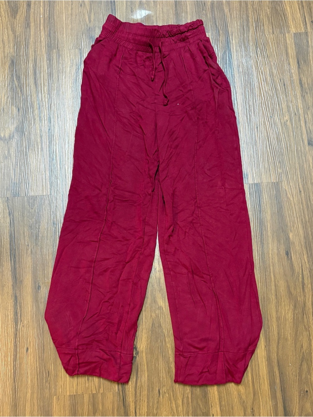 Relaxed Wide-Leg Drawstring Pants in Deep Raspberry - Picture 2 of 6